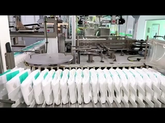 超快適で使い捨ての成人用おむつ PEフィルムバックシートとプリントされた特徴